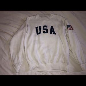 Brandy Melville USA sweatshirt